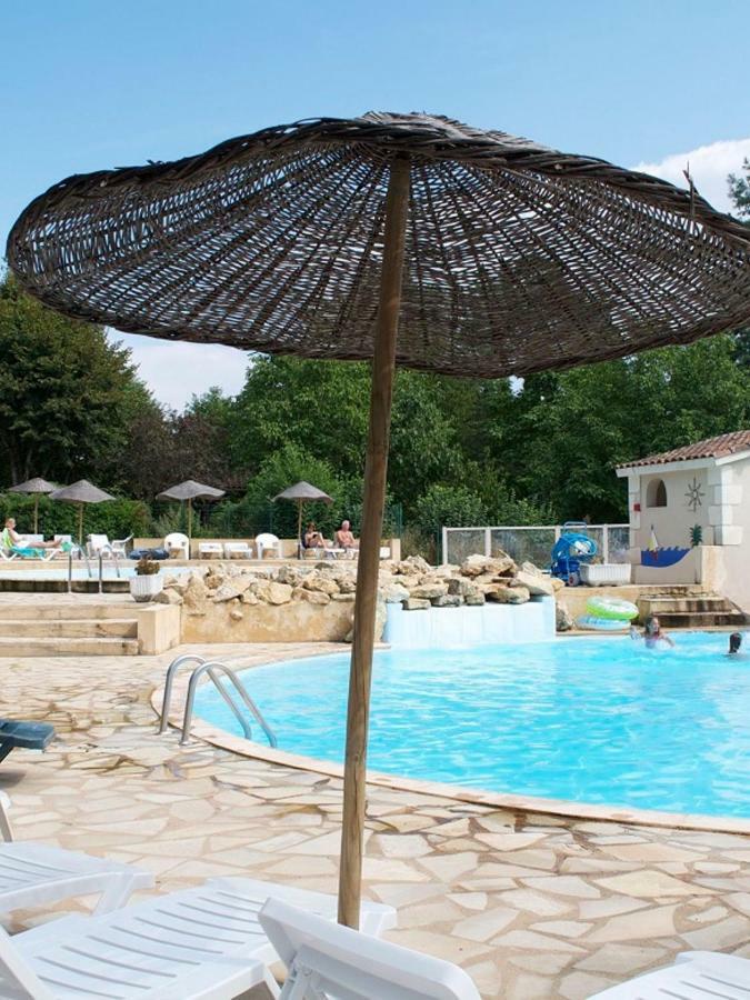 Europe Tents Camping Le Clou Meynard Exterior foto